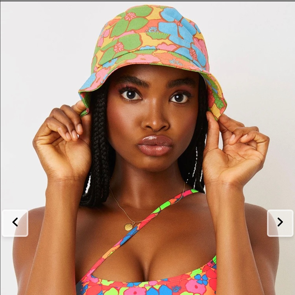 Frankie’s Bikinis Jax Bucket Hat